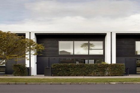 Photo of property in 3/17 Huia Road, Point Chevalier, Auckland, 1022