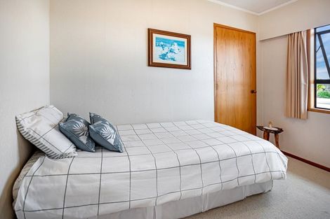 Photo of property in 24 Puketiro Place, Paihia, 0200