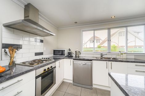 Photo of property in 126 Heretaunga Street, Palmerston North, 4414