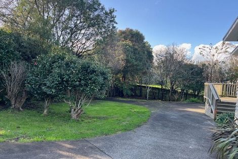 Photo of property in 13 Chibnall Place, Conifer Grove, Takanini, 2112