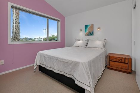 Photo of property in 1 Cayman Court, One Tree Point, 0118