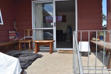 Photo of property in 2/77 Luanda Drive, Ranui, Auckland, 0612