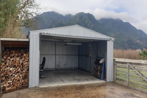 Photo of property in 2 Islington Street, Te Aroha, 3320