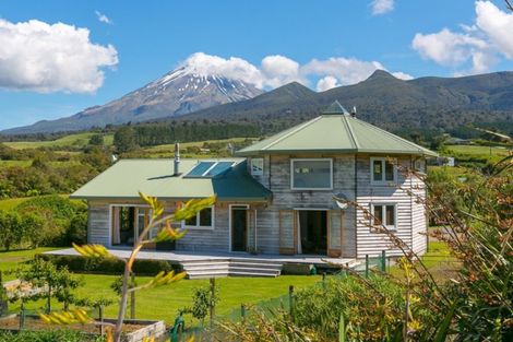 Photo of property in 389 Korito Road, Korito, New Plymouth, 4371