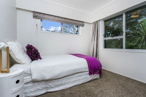 Photo of property in 42 Lynden Avenue, Hillcrest, Auckland, 0627