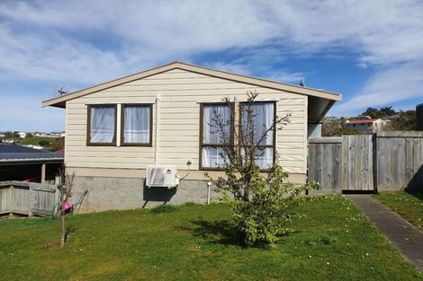 Photo of property in 53 Conclusion Street, Ascot Park, Porirua, 5024