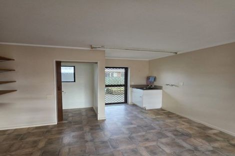 Photo of property in 5 Lillian Street, Belmont, Lower Hutt, 5010