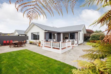 Photo of property in 11 Majestic Way, Kelvin Grove, Palmerston North, 4414