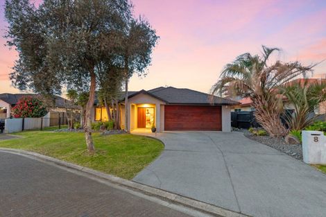 Photo of property in 8 Putaka Place, Papamoa Beach, Papamoa, 3118