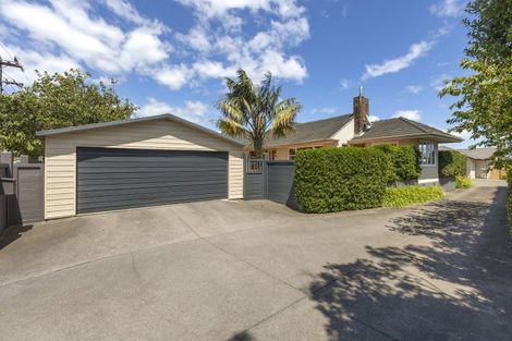 Photo of property in 124 Carrington Street, Lower Vogeltown, New Plymouth, 4310