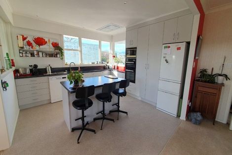 Photo of property in 40 Read Street, Levin, 5510