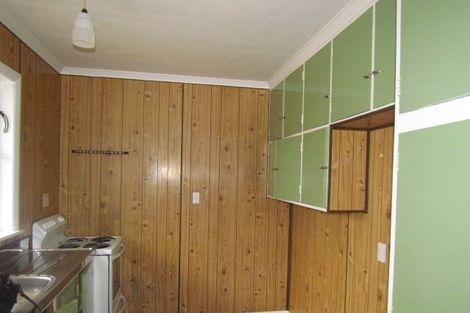 Photo of property in 2/5 Ruahine Street, Trentham, Upper Hutt, 5018