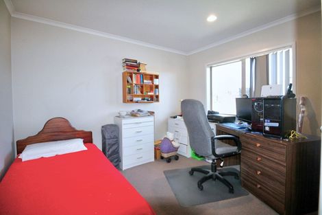 Photo of property in 21/100 Millers Road, Brookfield, Tauranga, 3110