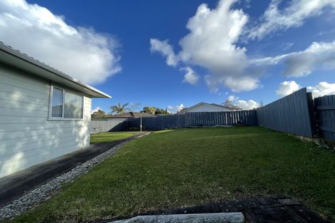 Photo of property in 99 Sycamore Drive, Sunnynook, Auckland, 0620