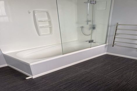 Photo of property in 112 Marne Road, Papakura, 2110