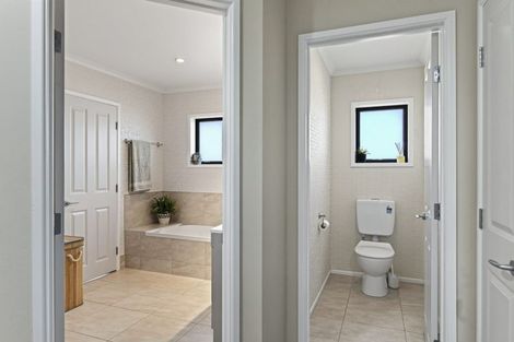 Photo of property in 30 Jules Crescent, Bell Block, New Plymouth, 4312