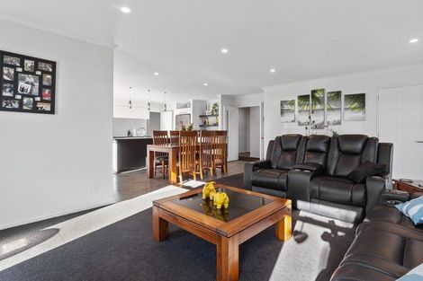 Photo of property in 132 Sutherland Drive, Kaiapoi, 7630