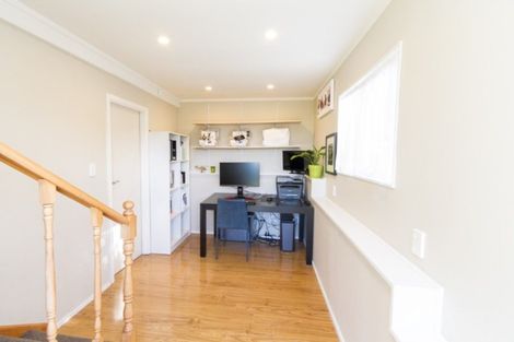 Photo of property in 33 Thimble Lane, Whitby, Porirua, 5024