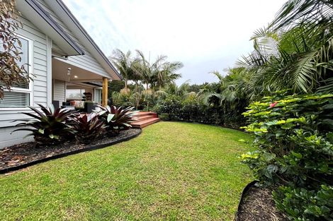 Photo of property in 21 Amsharlo Drive, Kerikeri, 0230