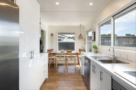 Photo of property in 599 Maunganui Road, Mount Maunganui, 3116