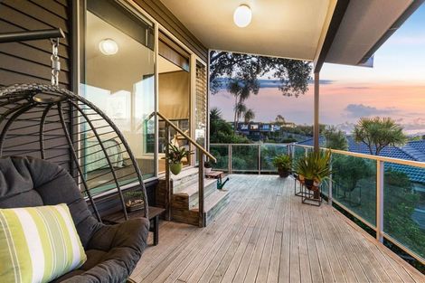 Photo of property in 3 Veronica Close, Red Beach, 0932