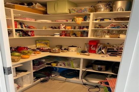 Photo of property in 3 Fred White Drive, Kumeu, 0810