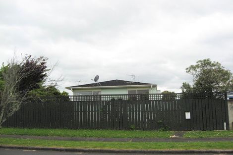 Photo of property in 25a Waimana Road, Conifer Grove, Takanini, 2112