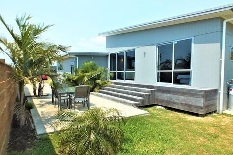 Photo of property in 131 Kelly Jade Avenue, Matarangi, Whitianga, 3592