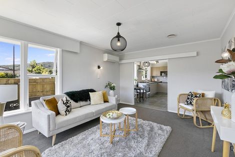 Photo of property in 35 Percy Cameron Street, Avalon, Lower Hutt, 5011