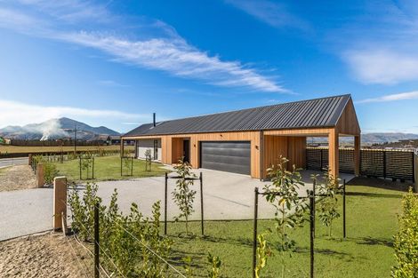 Photo of property in Northlake, 14 Erewhon Crescent, Wanaka, 9305