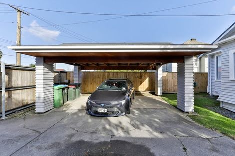 Photo of property in 217 Meola Road, Point Chevalier, Auckland, 1022