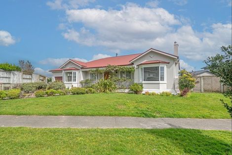 Photo of property in 71 Cashmere Drive, Fitzherbert, Palmerston North, 4410