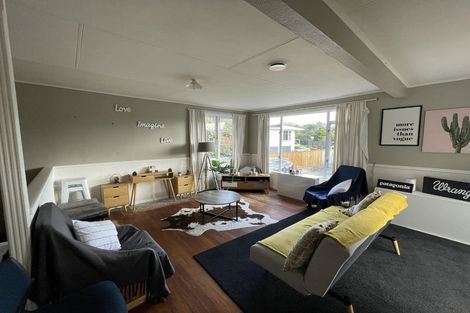 Photo of property in 23a Awanui Street, Merrilands, New Plymouth, 4312