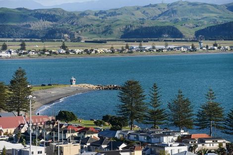 Photo of property in 23 Roslyn Road, Bluff Hill, Napier, 4110