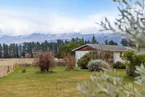 Photo of property in 2182 Tarras-cromwell Road, Tarras, Cromwell, 9383