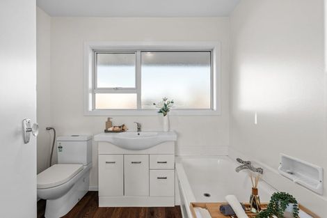 Photo of property in 2/11 Powell Crescent, Ilam, Christchurch, 8041