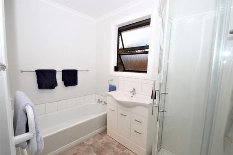 Photo of property in 16 Kinmont Crescent, Kinmont Park, Mosgiel, 9024