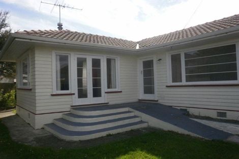 Photo of property in 2/50 Parkers Road, Tahunanui, Nelson, 7011
