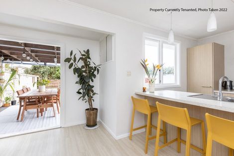 Photo of property in 19 Shrimpton Road, Haumoana, 4102