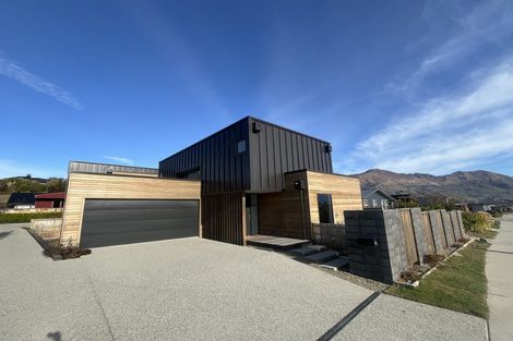 Photo of property in 251 Aubrey Road, Wanaka, 9305