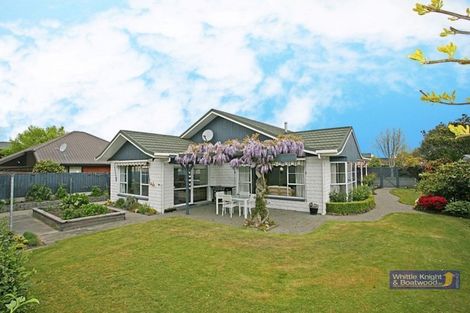 Photo of property in 5 Cherrywood Place, Redwood, Christchurch, 8051
