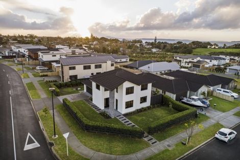Photo of property in 92 Intrepid Crescent, Beachlands, Auckland, 2018
