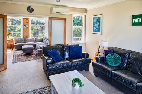 Photo of property in 19 Corlett Road, Plimmerton, Porirua, 5026