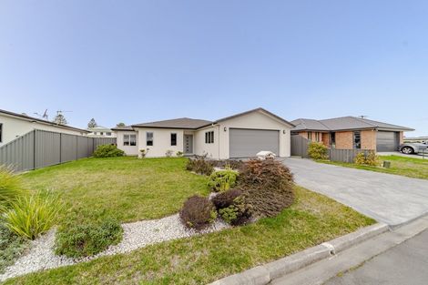 Photo of property in 18 Drake Crescent, Awatoto, Napier, 4110