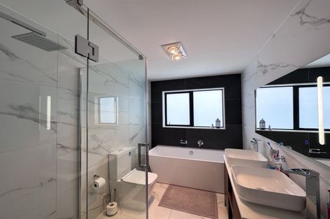 Photo of property in 13 Paripari Street, Flat Bush, Auckland, 2019