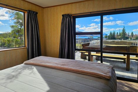 Photo of property in 5 Murray Place, Lake Tekapo, 7999