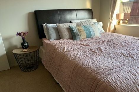 Photo of property in 9 Fergy Crescent, Wattle Downs, Auckland, 2103