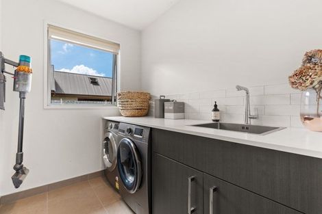 Photo of property in 22 Lochnagar Drive, Lake Hayes, Queenstown, 9304