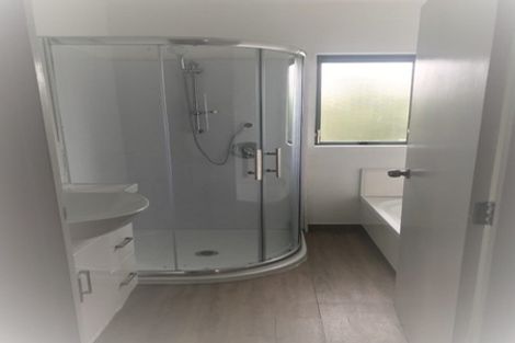 Photo of property in 65a Templeton Place, Clendon Park, Auckland, 2103