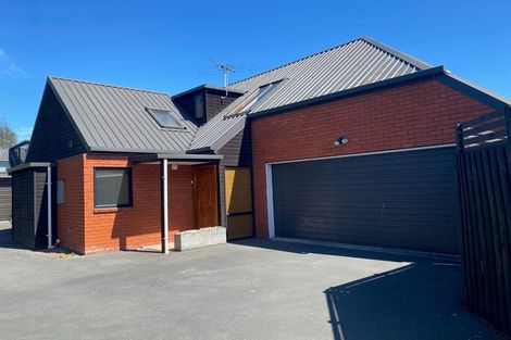 Photo of property in 9 Clyde Road, Upper Riccarton, Christchurch, 8041